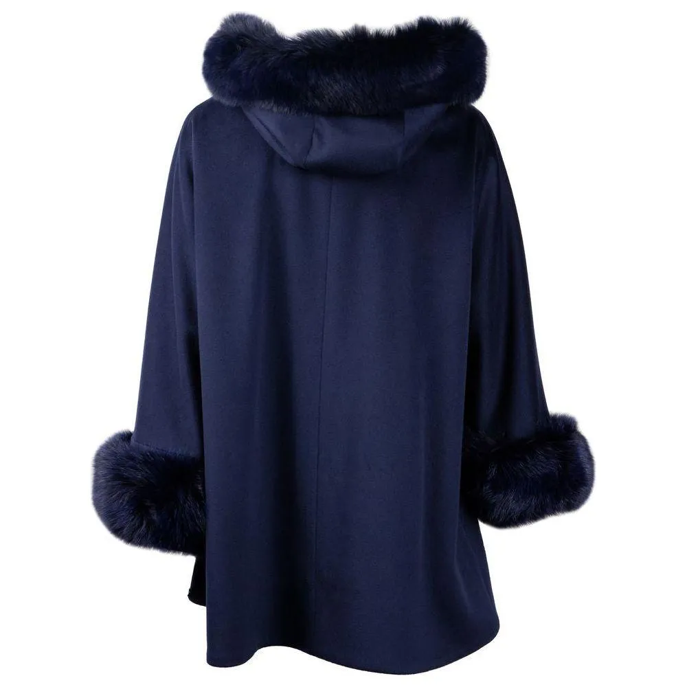 Made in Italy Elegant Virgin Wool Short Coat with Fur Detail